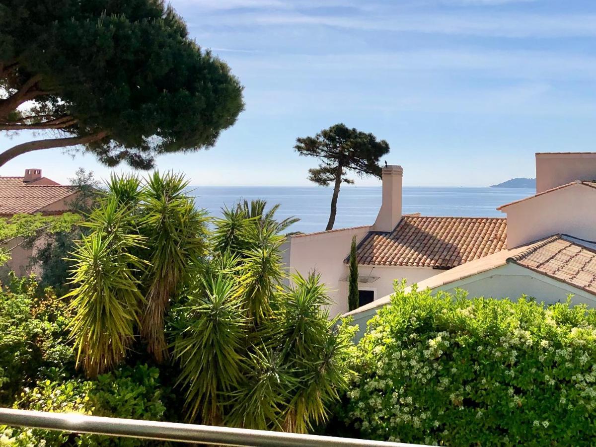 Villa Montfleuri, Vieille Ville A Pieds, Vue Mer, Piscine, 8 Pers Sainte-Maxime Exteriör bild