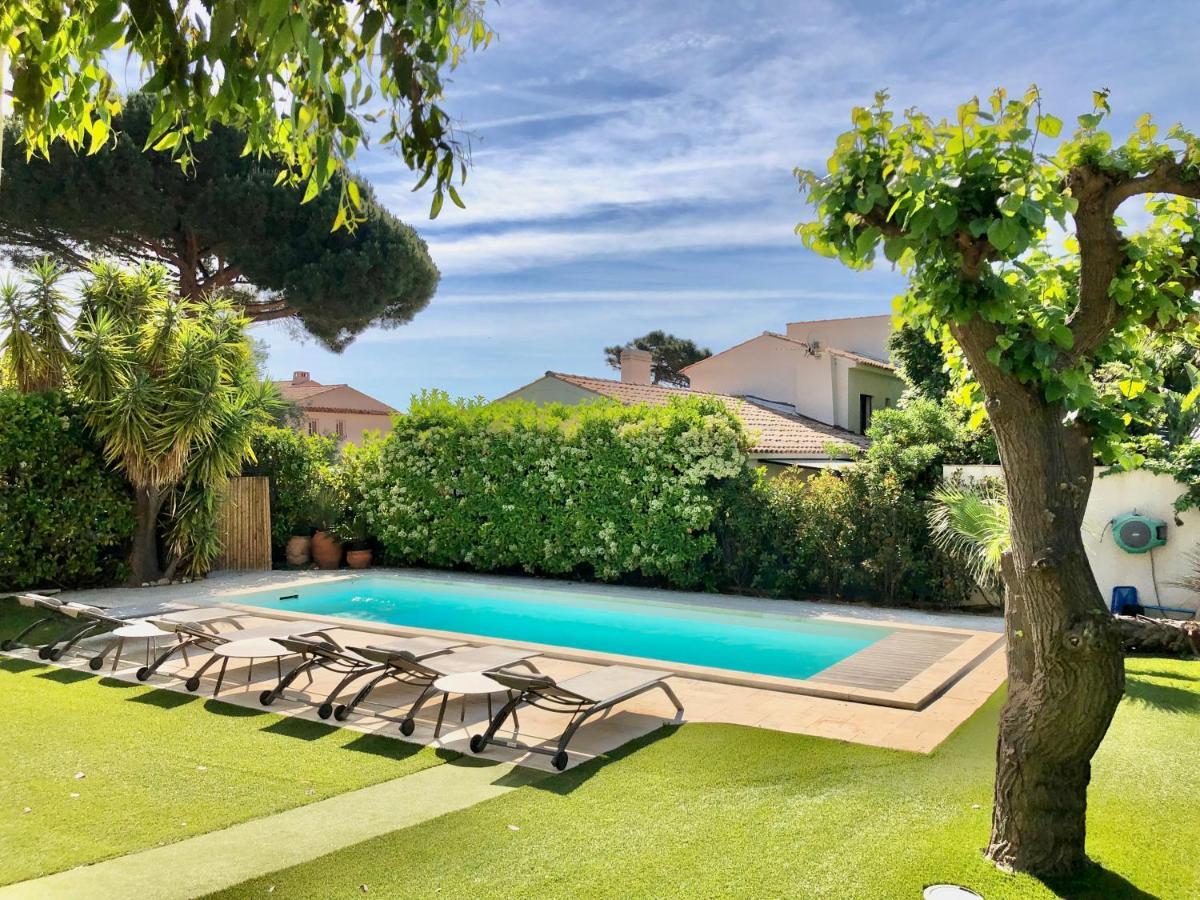 Villa Montfleuri, Vieille Ville A Pieds, Vue Mer, Piscine, 8 Pers Sainte-Maxime Exteriör bild